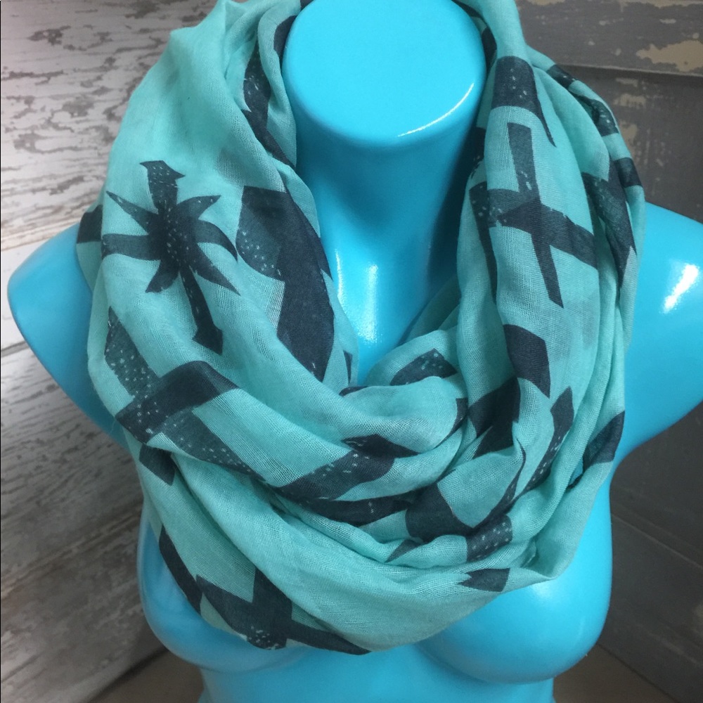 ☘️Lightweight infinity scarf